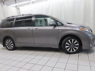 2020 Toyota Sienna XLE