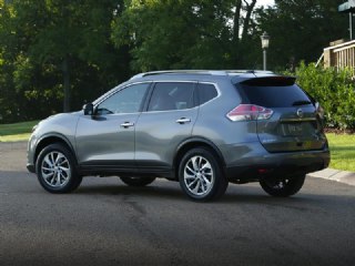 2015 Nissan Rogue SV